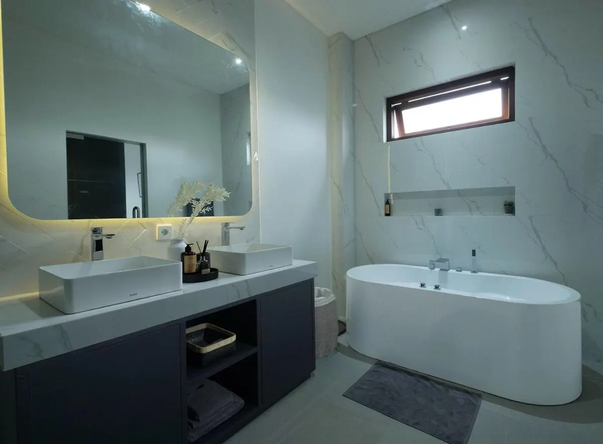 Cosy And Luxurious Villa Sentosa Seminyak 0*,  Indonezja